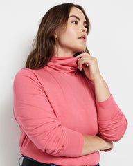 Close Fit Turtleneck - Rapture Rose