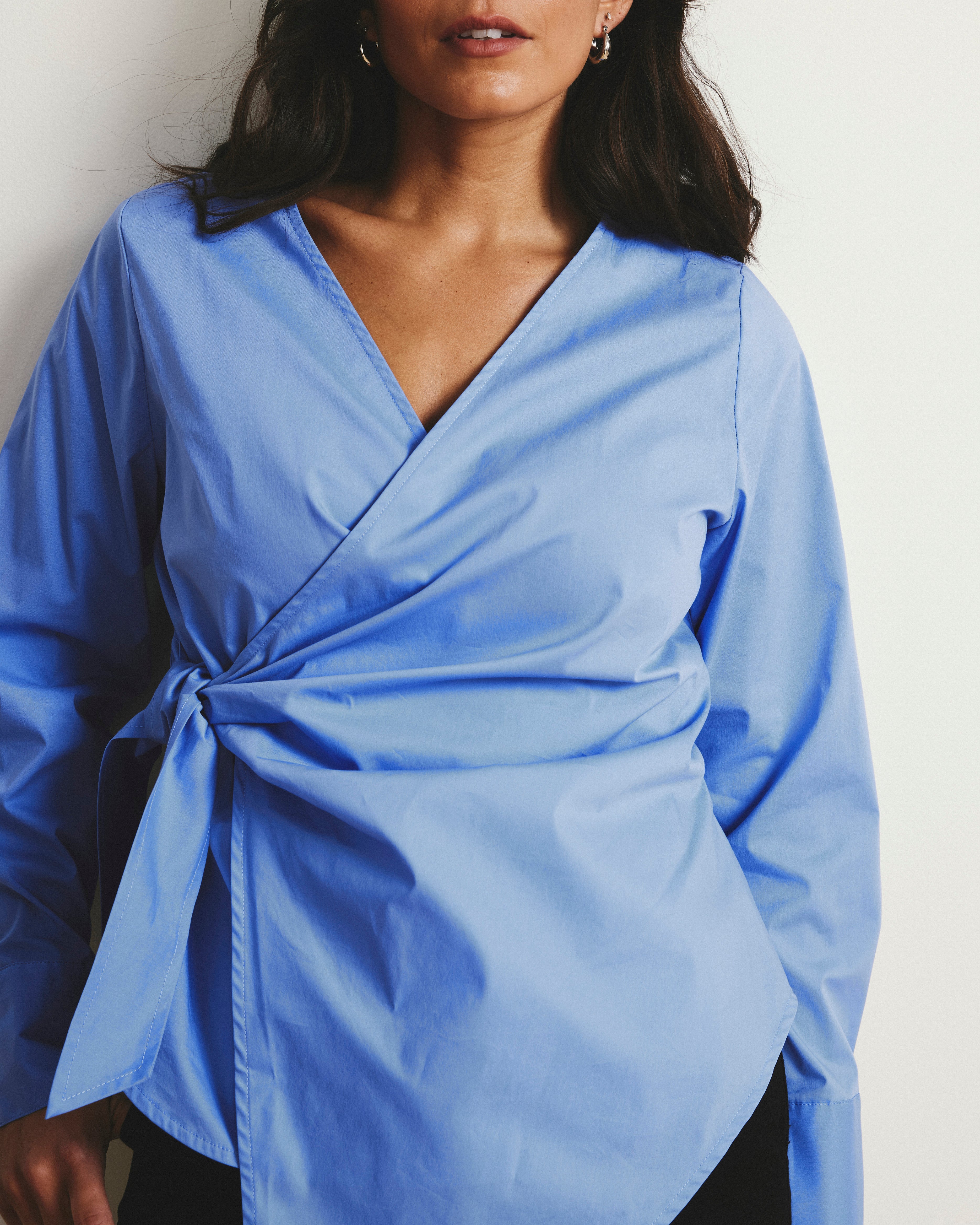 Beacon Stretch Poplin Wrap Shirt - Soft Blue