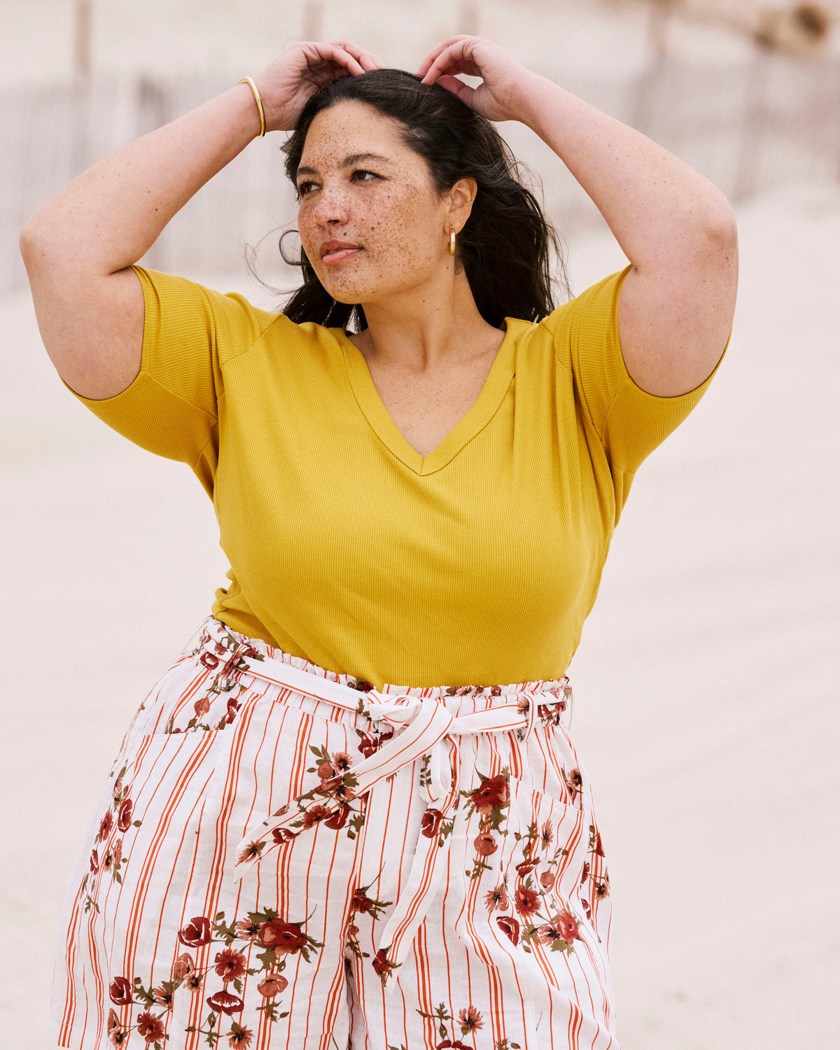 Classic V-Neck Ribbed Tee - Goldenrod