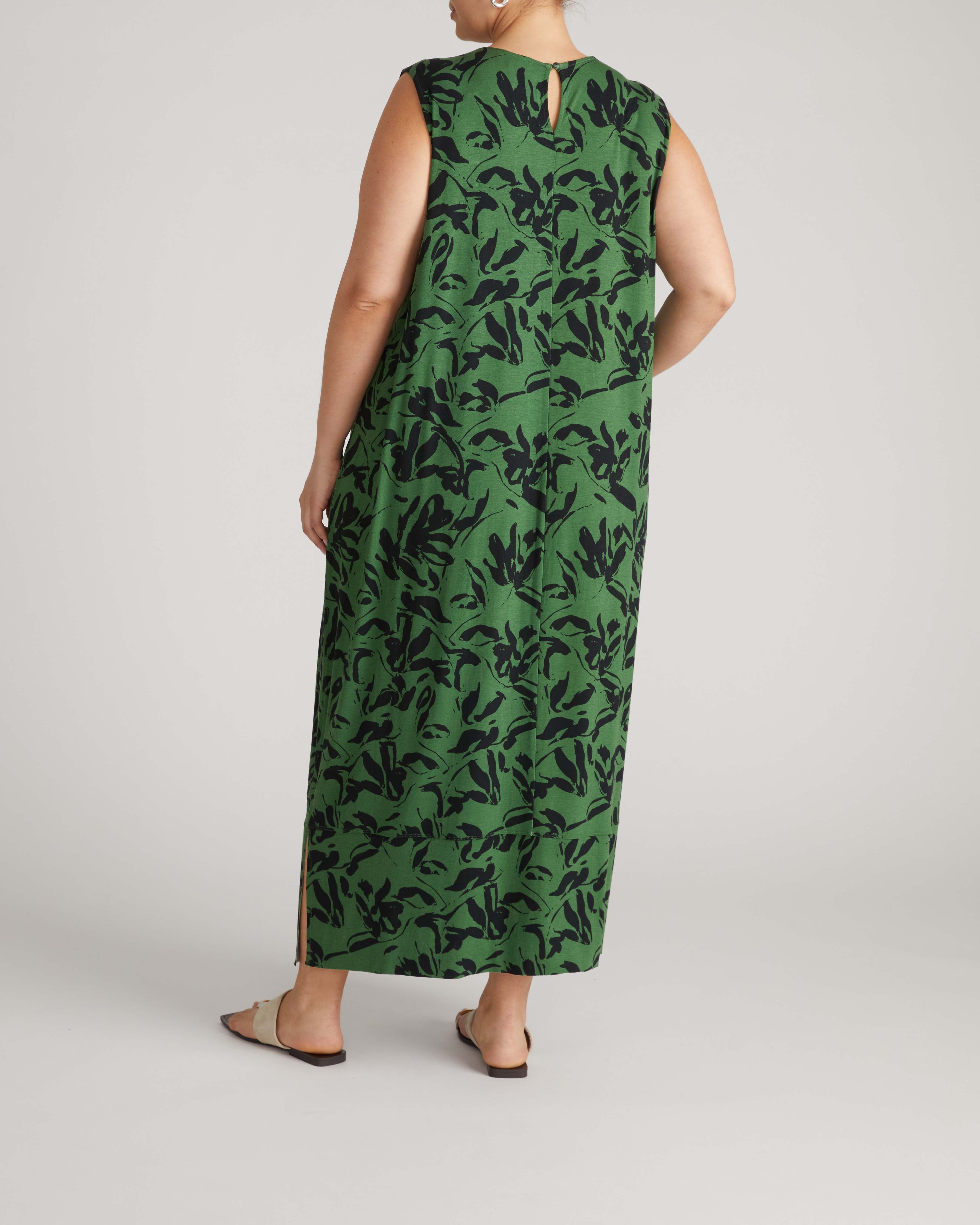 Claremont Liquid Jersey Sheath Dress - Green Sgraffito Print