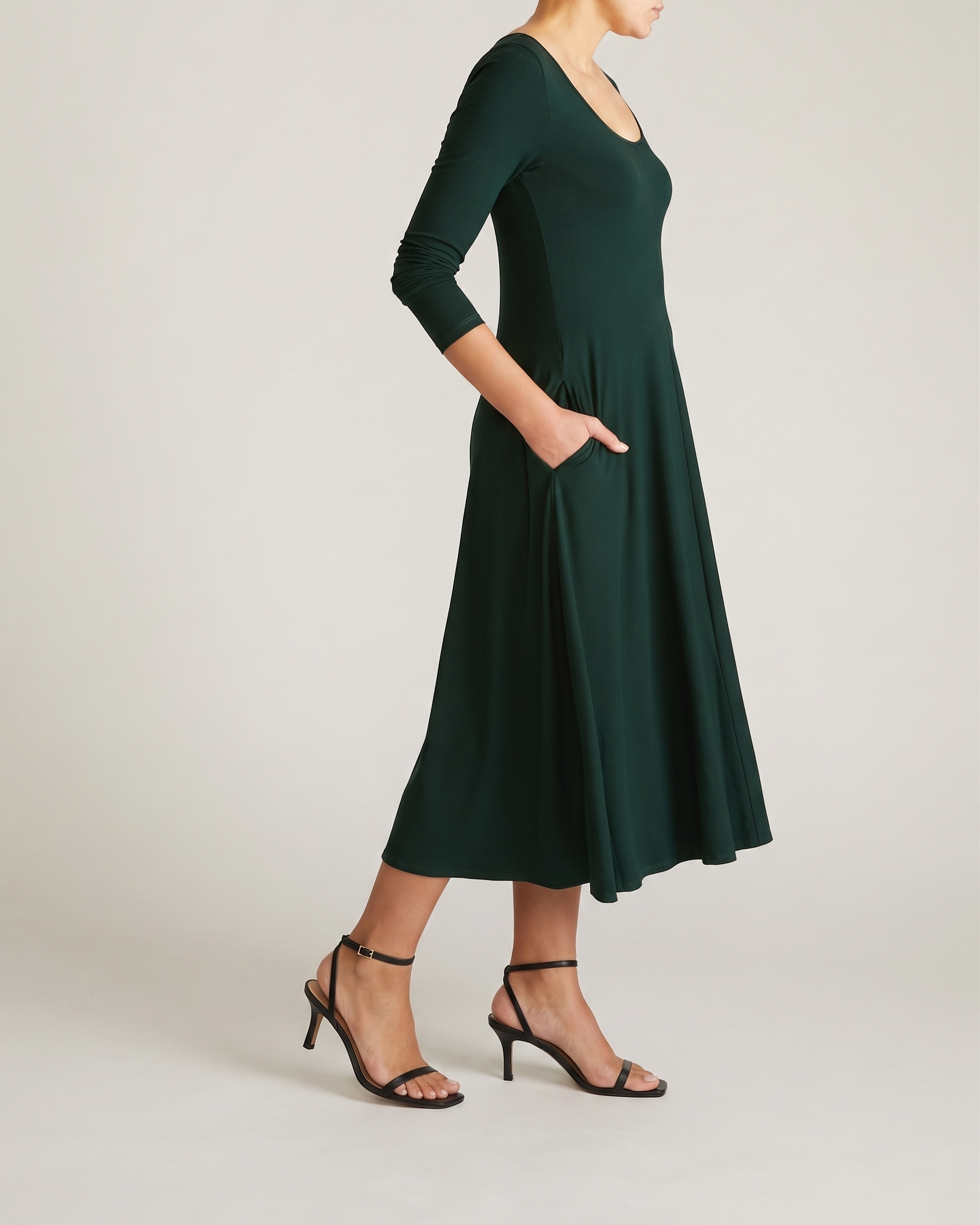 Cora Divine Jersey Dress - Forest Green