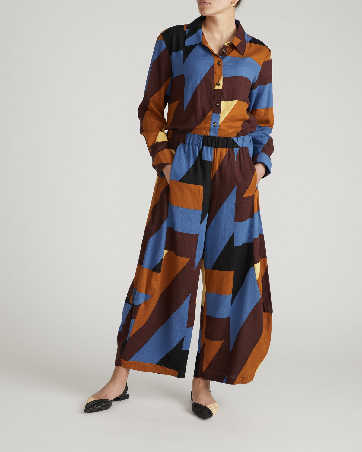 Cosma Barrel Leg Linen Blend Pants - Beach Ombra Print