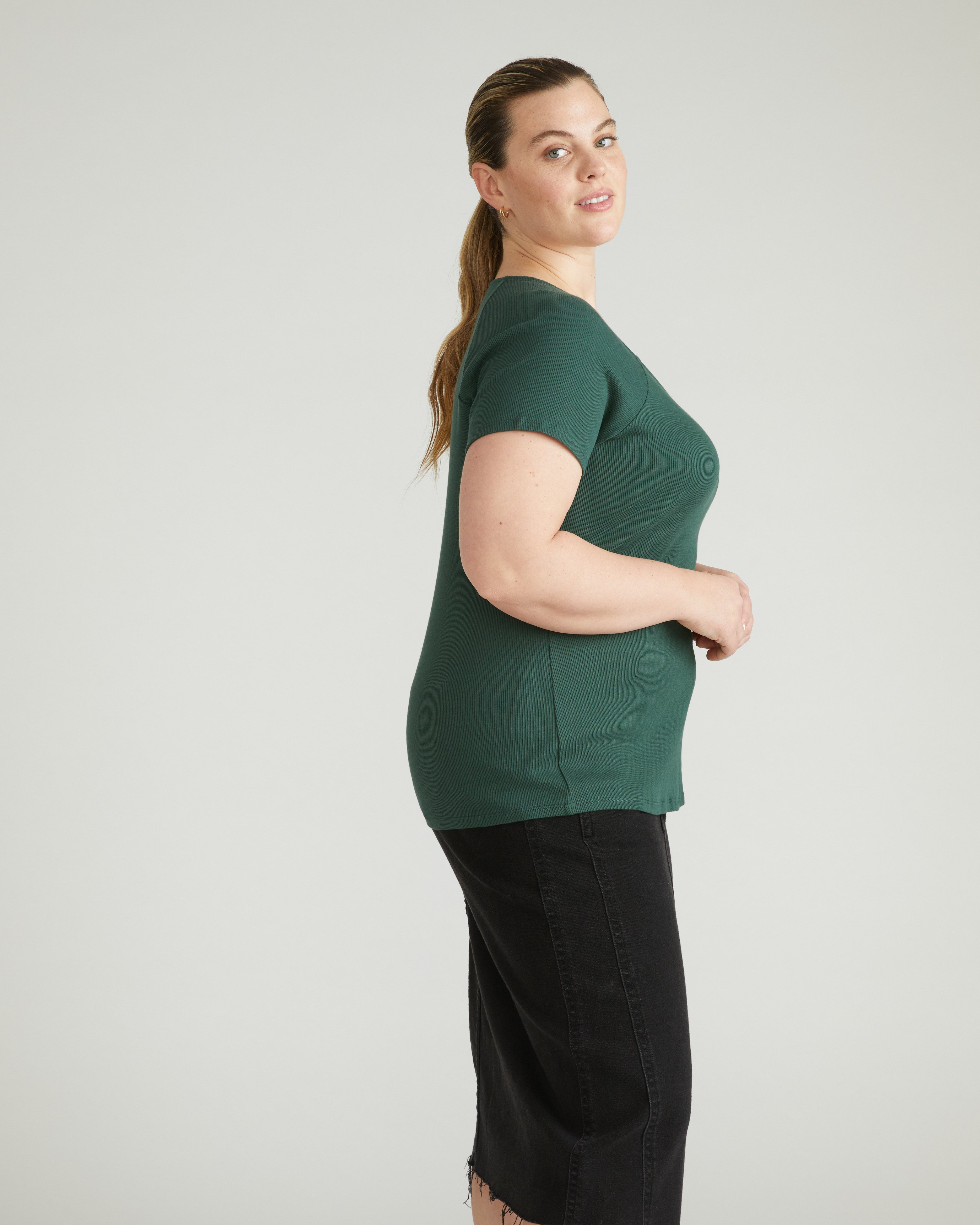 Carey Ribbed Sweetheart Tee - Conifer