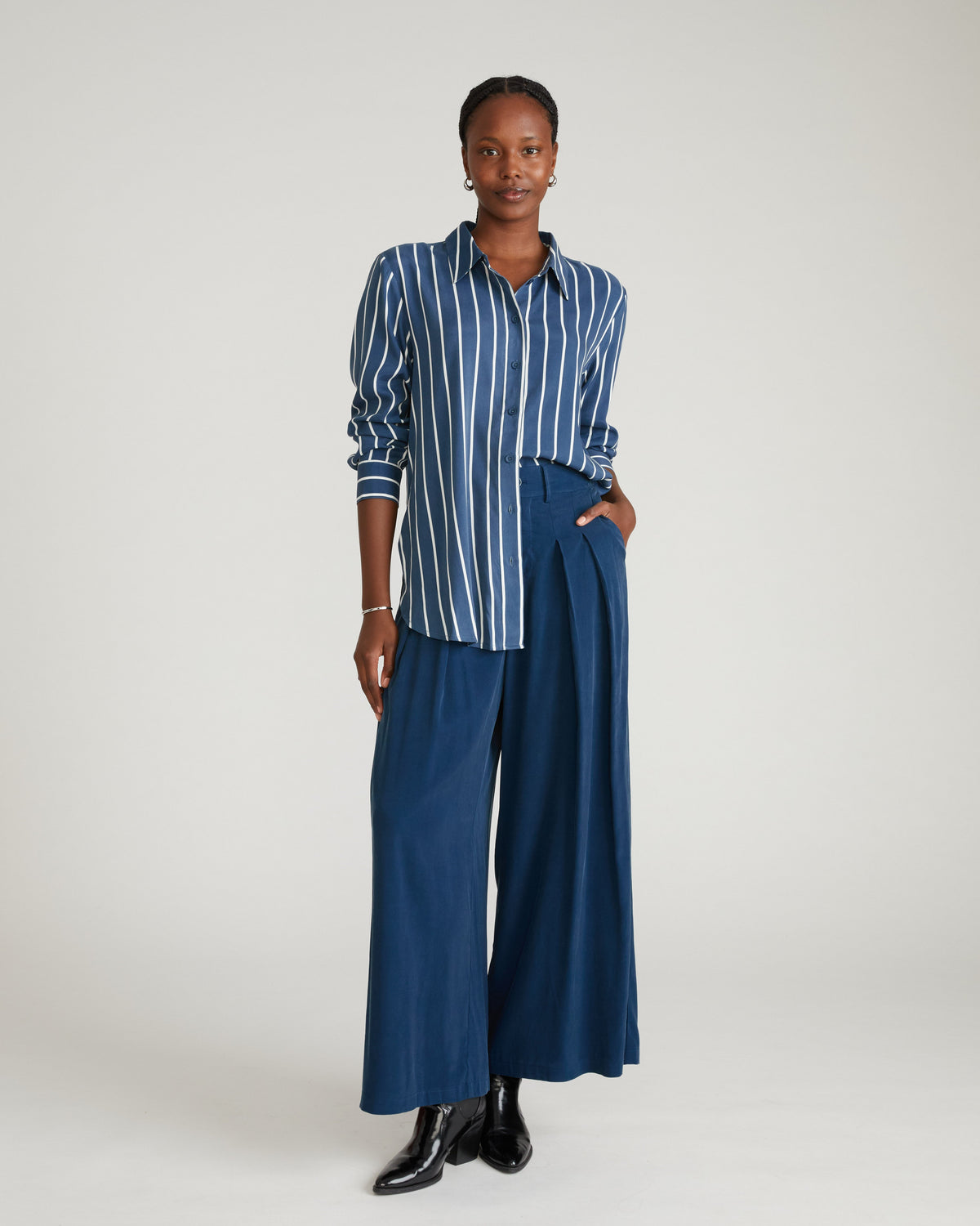 Cooling Stretch Cupro Oversized Artist Shirt - Ensign Blue/White Stripe