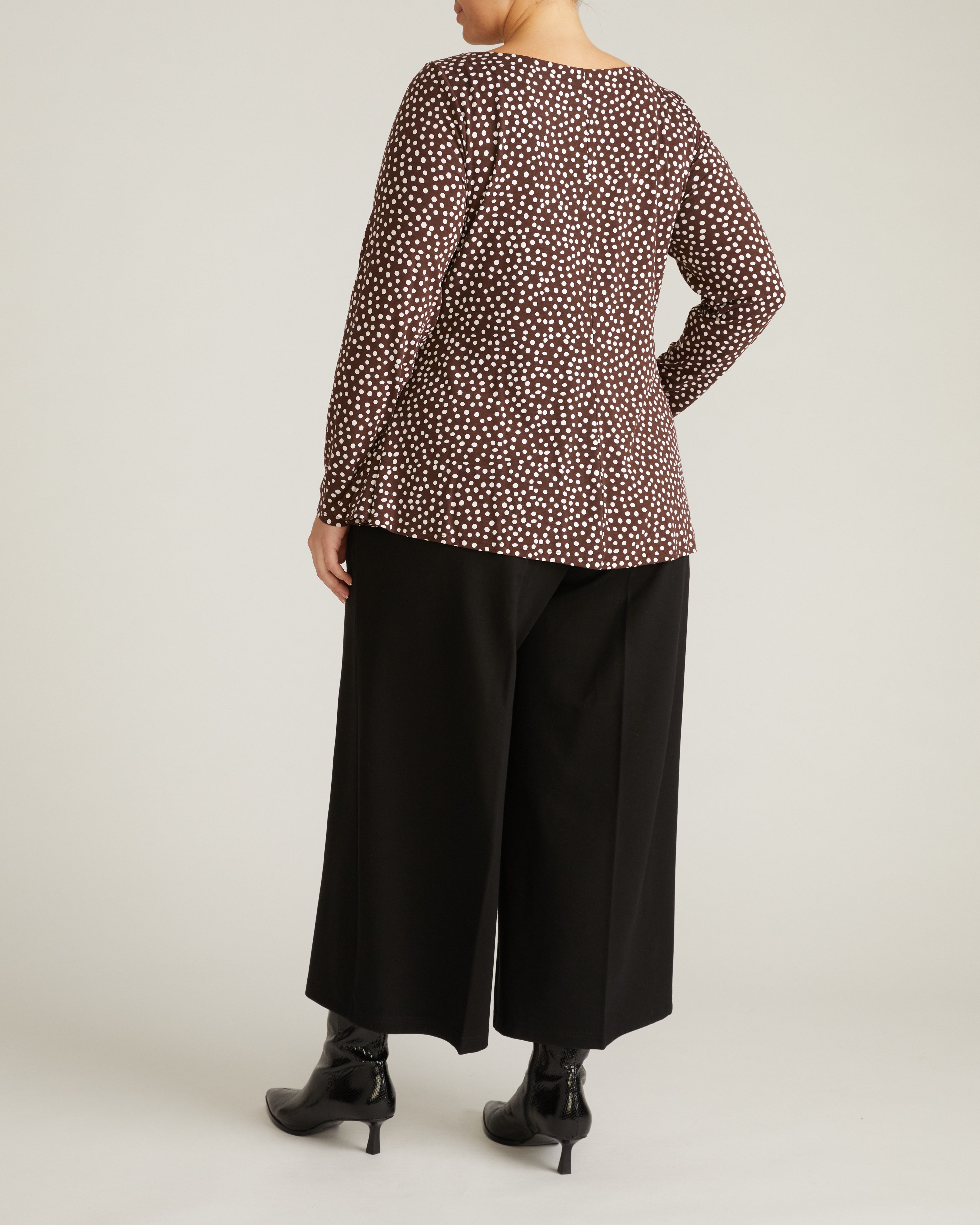 Cassandra Divine Jersey Top - Brown/White Dot Print