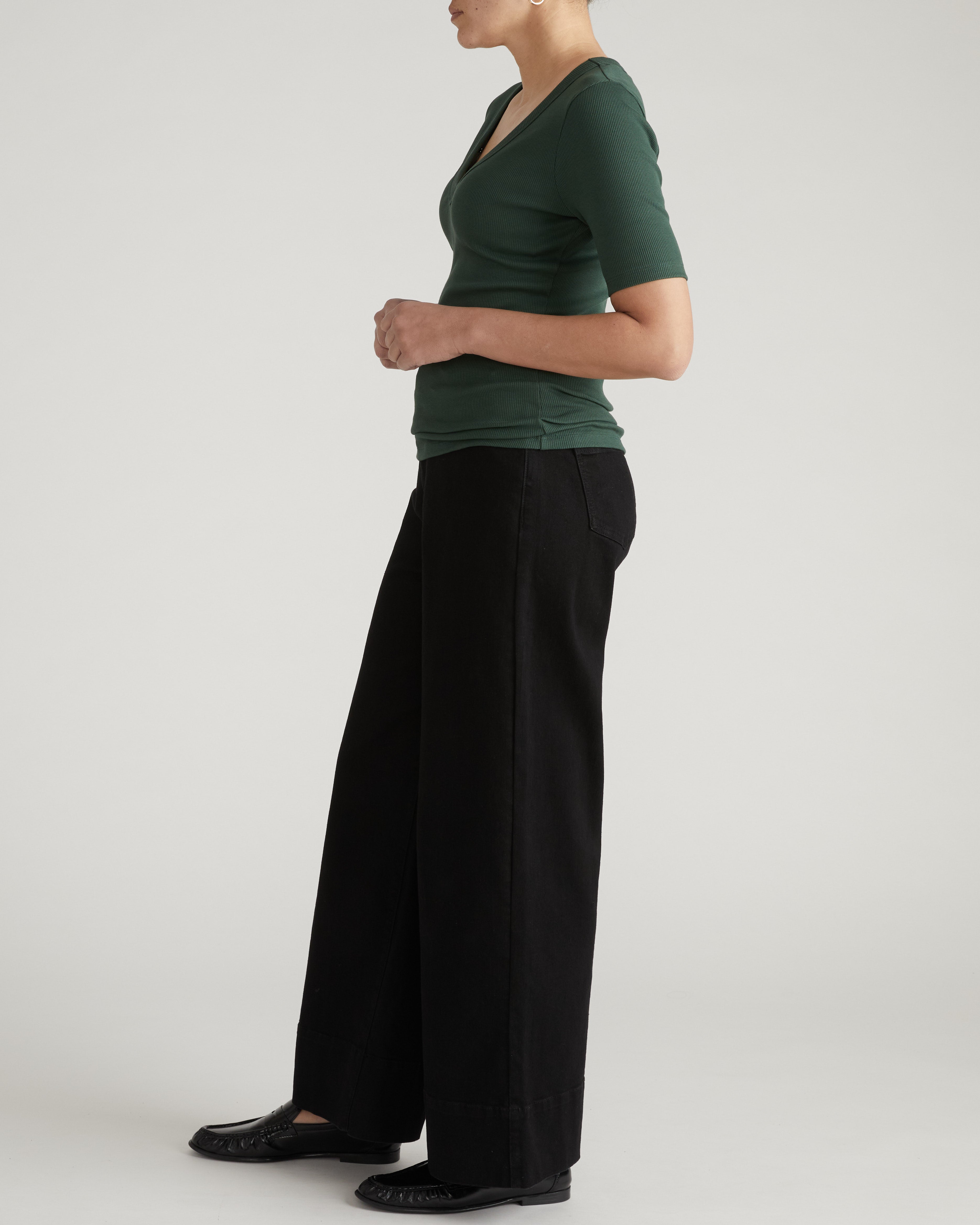 Classic V-Neck Ribbed Tee - Conifer